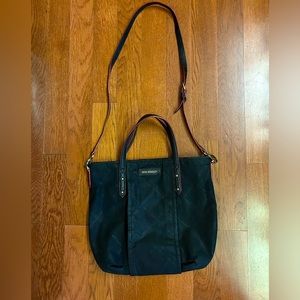 Vera Bradley black tote purse with detachable shoulder strap